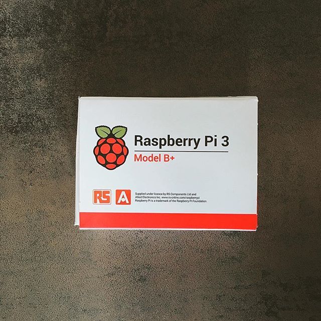 eckodeath's tweet photo. Je viens de poster une nouvelle photo sur instagram, n'hésitez pas à aller la découvrir ! On va s’amuser un peu... #retrogaming #raspberry #raspberrypi #raspberrypi3bplus #recalbox https://t.co/geO7m1pbe6