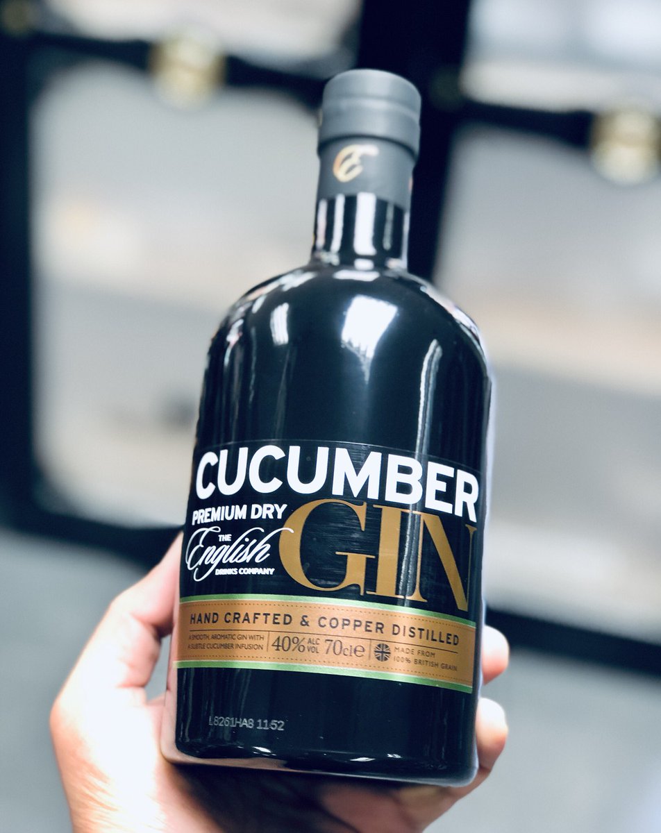 Cask23Leicester's tweet photo. Once upon a time....
Wife - Honey please bring some cucumbers on your way home!
Husband - you mean this? 😜
Wife - #Husbandoftheyear 😘😘😘
They lived happily every after ❤️
@EnglishDrinksCo Cucumber Gin is 😋🍸
#gin #ginlove #lovegin #ginntonic #cucumbergin #Leicester https://t.co/mo8Nuw1EoT