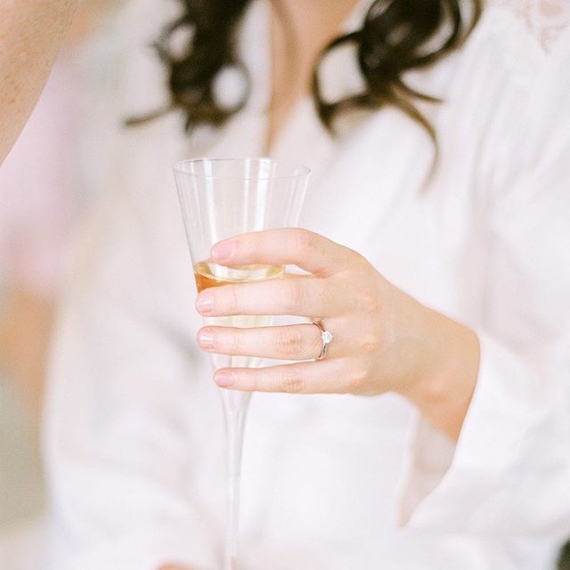 Juliemphotos's tweet photo. Raising a glass to the weekend, to Skype calls with the perfect clients, to exciting work opportunities and to loving your job! Cheers to you all! #juliemichaelsenphotography #filmweddingphotographer #filmisnotdead #internationalwomensday #ukfineartweddingphotographer #ukfin⦠https://t.co/2ahFfoZCqA