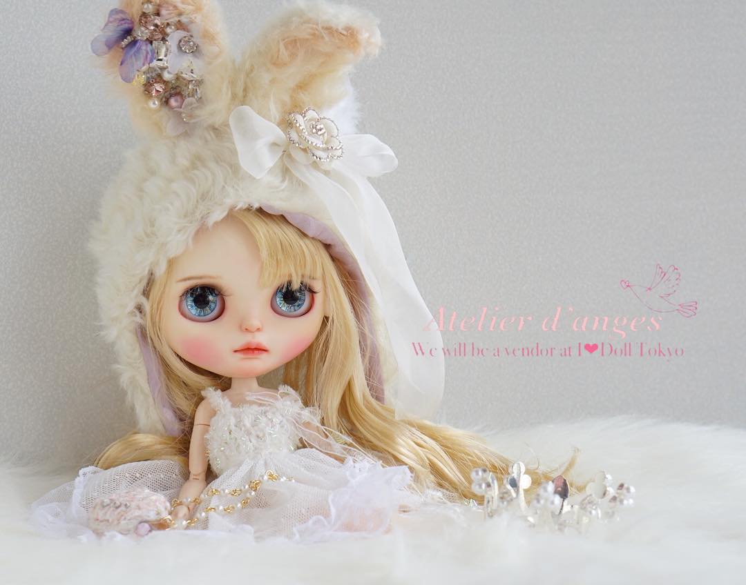 uri_ragdoll's tweet photo. #blytheoutfit #ooakblythe #instablythe #blythecustom #blythehat #urihat #urimimi #merudoll #blythestagram #blythephoto #カスタムブライス #ブライスアウトフィット #ブライス大人女子部 #ブライス帽子 #ブライス撮影 #アイドール東京 https://t.co/Ap5ol3K44P