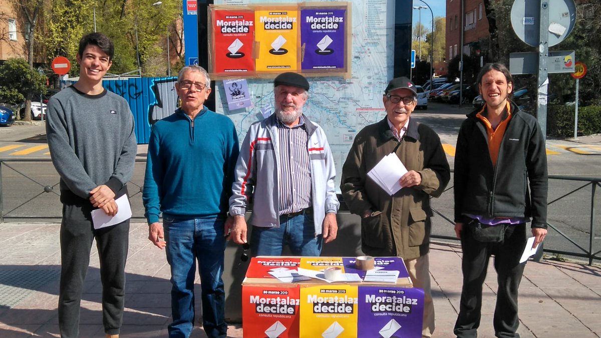 MoratalazDecide's tweet photo. Hoy sabado volvemos a salir a las calles a informar sobre la próxima consulta republicana del 30 de marzo!!
Por la República y hacia la consulta del 30 de marzo. #MoratalazDecide ♥️💛💜 https://t.co/OavKFBIgZC