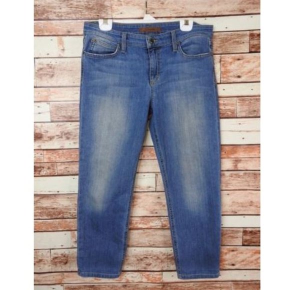 LisaCollins333's tweet photo. So good I had to share! Check out all the items I'm loving on @Poshmarkapp from @msurkan2 #poshmark #fashion #style #shopmycloset #impo #joesjeans: https://t.co/WkBvHp6wdD https://t.co/kBbhd34GFF