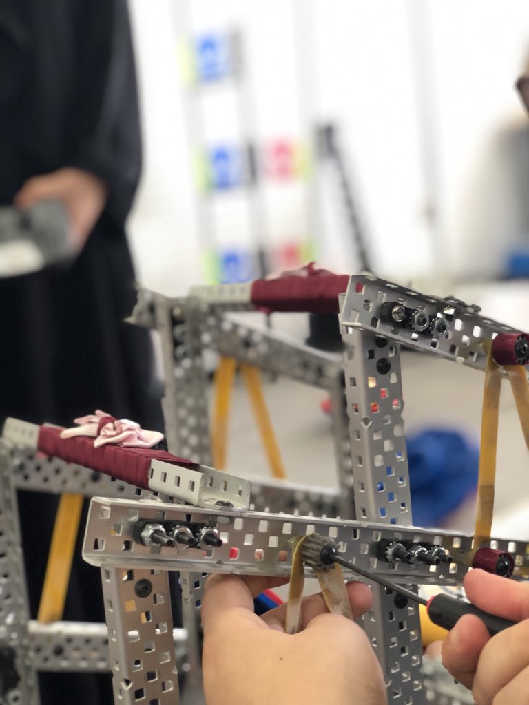 UAE_GIRLS_'s tweet photo. Week 1🛠⚙️ https://t.co/yPDFbXUf9X