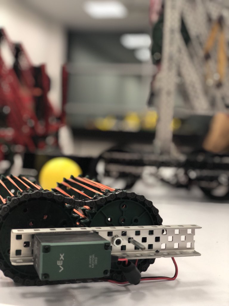 UAE_GIRLS_'s tweet photo. Week 1🛠⚙️ https://t.co/yPDFbXUf9X
