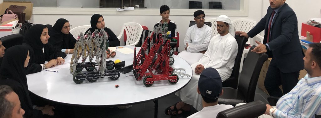 UAE_GIRLS_'s tweet photo. Week 1🛠⚙️ https://t.co/yPDFbXUf9X