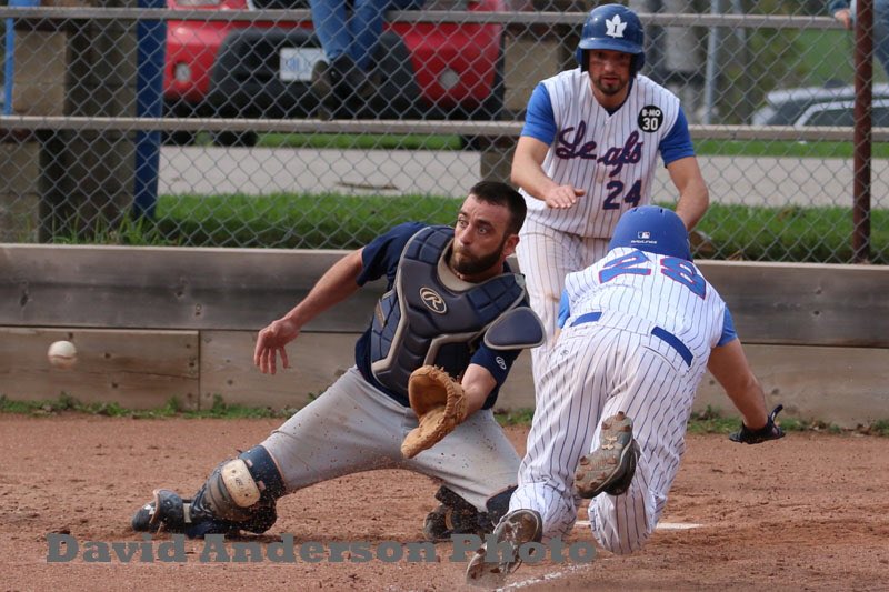 BarrieAngels's tweet photo. Last of the old guys returning: Speedy OF/C Chris Fitzpatrick and 2B Adam “Peewee” Houghton are both back for their 8th yr of Angels ball.
Next announcements will be the young guys and some new additions to the squad!
#NDBL #BarrieBaseball #OBASr https://t.co/p9NCVQ5oQb