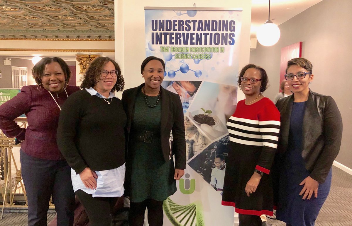 DRLEE1881's tweet photo. β¦@DRwinfieldβ© and other female chemists from β¦@SpelmanCollegeβ© personifying excellence β¦@UiInfoβ© https://t.co/nnzhiy99vv
