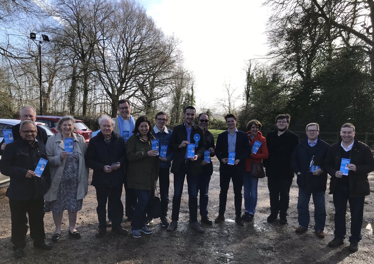 Such a great turnout of people this morning to help canvass in the Kennington Ward for @NathanWIliffe Great to speak with residents and hear any concerns they may have. Thank you to @ShepherdNeame Conningbrook Hotel for your hospitality afterwards.  #AmbitiousForKennington