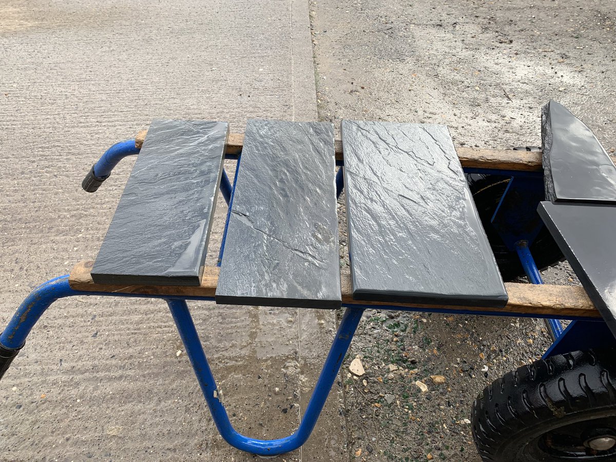 slatewineracks's tweet photo. Saturday morning shift down the #workshop finished #slate #stone #portlandstone #slatesign #slatehousesign #wineracks #wine #winetime #slatetrophy #stonetrophy #stonegeek https://t.co/ukXHwX5fBD