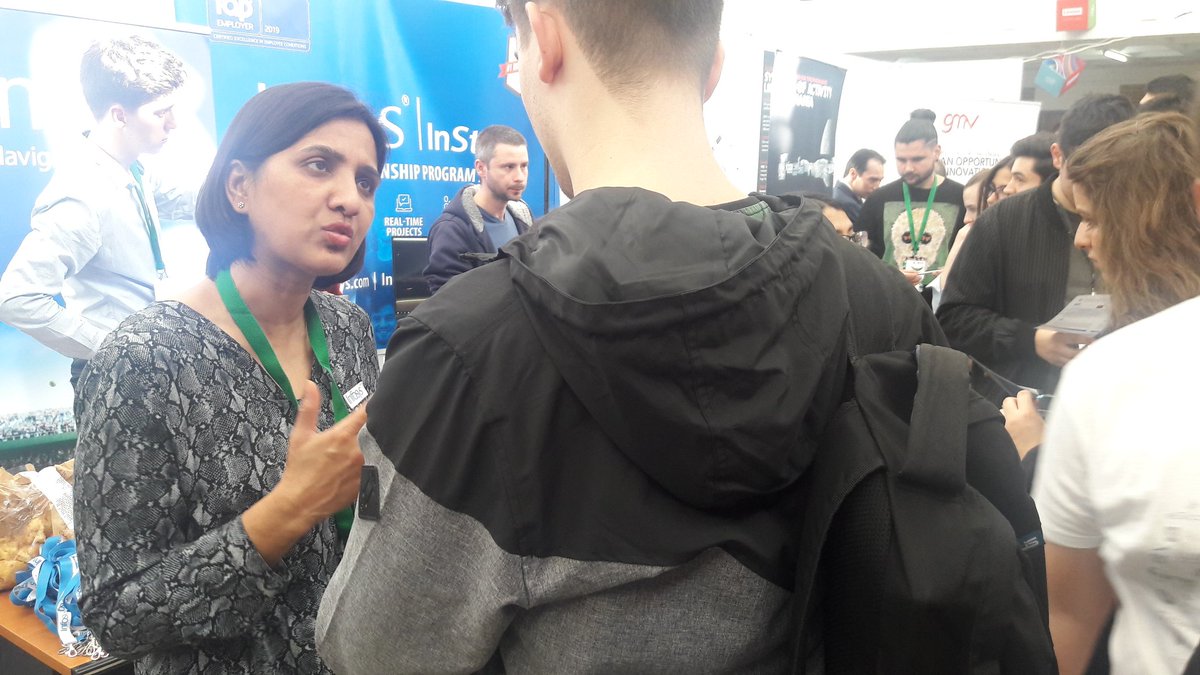 meher_taj's tweet image. Students of University Politehnica of Bucharest coming in droves to the @Infosys booth to check out job and internship opportunities  @InfosysCareers #InfosysInStep @imravikumars @GKonnanath @Navin_Rammohan @Kisha_Gupta @virmani_sumit @rajeshahuja @allahbaksh