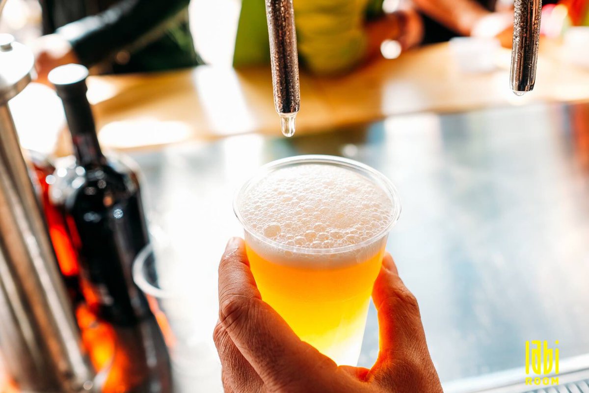 LabiRoom's tweet photo. Cosa c'è di meglio a fine giornata di una birra fresca?🍺

#Rosà #Vicenza #Veneto #Padova #Treviso #craftbeer #madeinitaly #bassanodelgrappa #beer https://t.co/x6oMTOm8ta