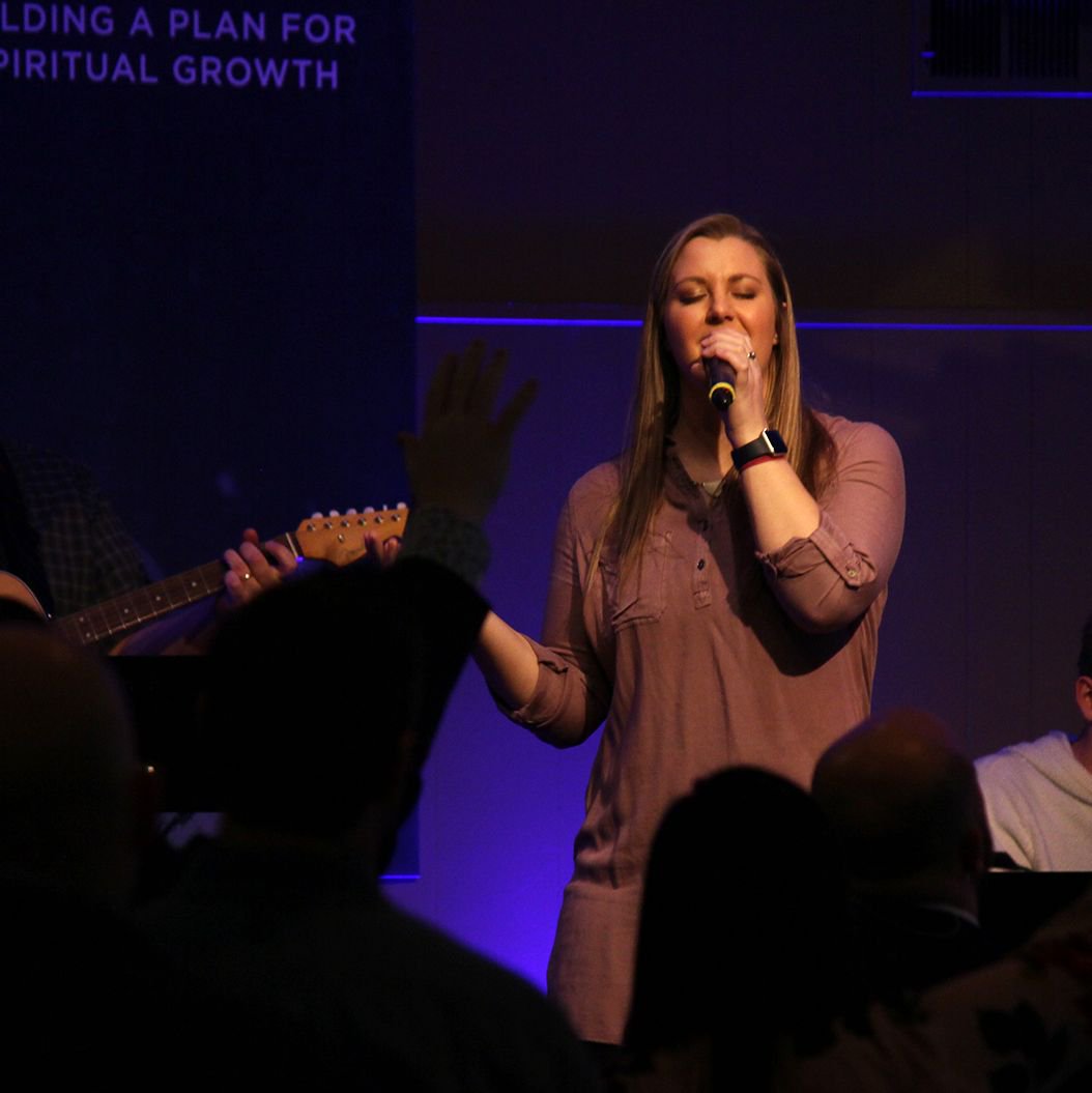 fcfamilykc's tweet photo. We can't wait to worship with you this Sunday at 8am, 9:30am, or 11am!⠀
Get ready for encouragement and fellowship!
#fgtogether #FGFIT #biblebeforebusy https://t.co/rGs4mkHlpi