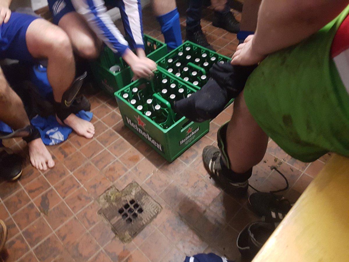 Een galavoorstelling laten zien, nooit geweten dat we dat konden, maar resultuurde in 9-1 overwinning op de (onherkenbare) nummer 2 <a href="/scstiens/">Sportclub Stiens</a>. Onze jaarlijkse doelstelling, 27 punten, is bijna bereikt. De top-3 lonkt, de flessen vinden hun weg, 
wij zijn <a href="/SCVeenwouden/">SC Veenwouden</a> 4 💪💪💪💪