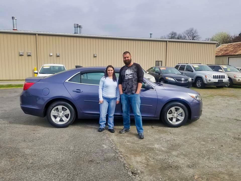 DrakeAutoSales's tweet photo. Thank you for choosing Drake Auto Sales!

#drakeautosales #yournewcarlady #spartanburgsc #drakeauto #boilingspringssc #carlife #trucklife #passionrequired #happyweekend #happyevening #upstatesc #yeahthatgreenville #onespartanburg #newride #spartanburgdeals #bestdeals #instalife https://t.co/gYsiQuvhVl