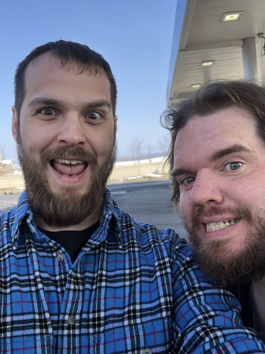 languageofbro's tweet photo. In Pennsylvania getting closer. #Brocation @ThatKevinSmith #Brogrimage Driving for almost 17 straight hours 3 to go https://t.co/iyoeEUdSxP