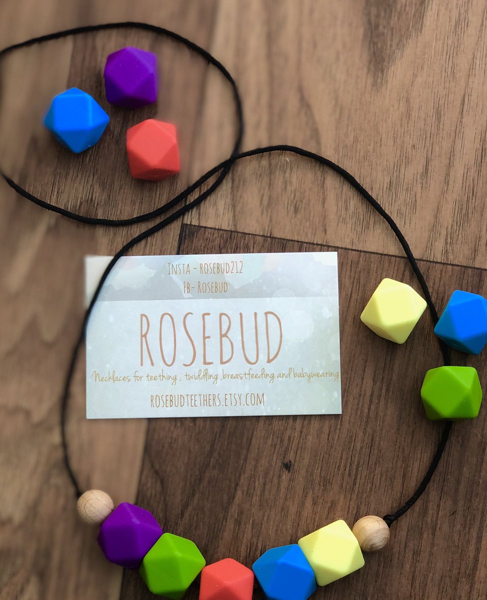_ROSEBUD_2's tweet photo. A couple of photos of our necklaces! 🌈 #teethingnecklace #babies #wearallthebabies #teething https://t.co/cFVmJ5qsKp