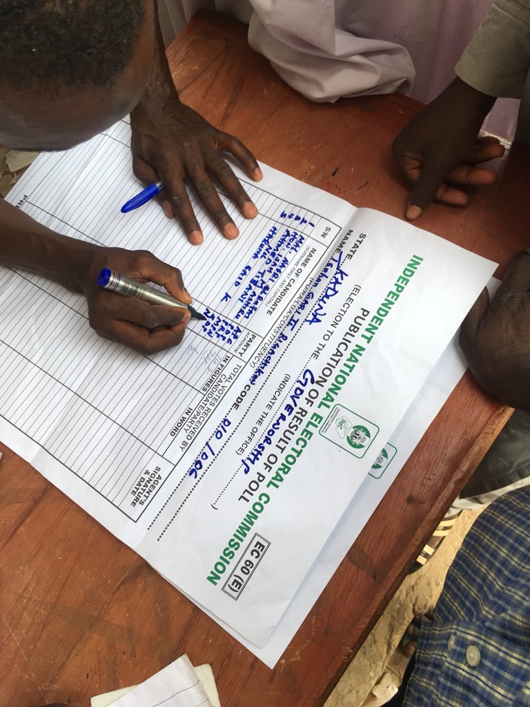 Dan_emdy's tweet image. Its coming in... this is my polling unit and the polling unit of the former chairman PDP in kaduna Alh Yaro Makama #SAK
 #MURUS 
#kadunaTaMallamce 
#nextlevel 
Saura #Murmus da ikon Allah... @elrufai @Ayourb @DeeOneAyekooto @MP_Muye @BashirElRufai @ogundamisi @B_ELRUFAI