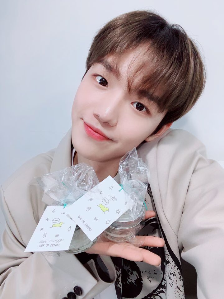 bnmboysofficial's tweet photo. [#MXM/#임영민] 😴😴 https://t.co/55fwtBFKvJ