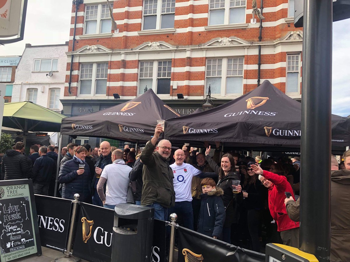 OTPub's tweet photo. Everyone is happy here at the OT, need a place to watch the match? We have 2 massive drop down screens and lots of beer and burgers ππΊ #richmond #SixNationsReady https://t.co/wuM9zM0tVt