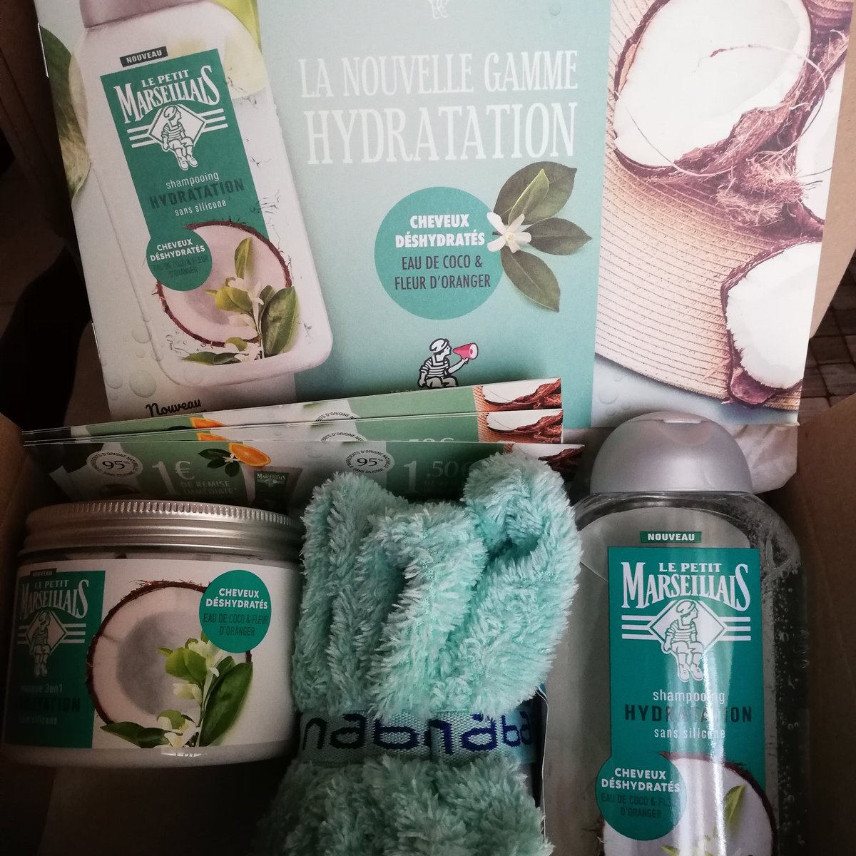 domi54test's tweet photo. @lepetitmarseillais mon colis ce compose d un shampooing une crème une serviette et des bons merci !! j adore l odeur!!!!
#test #testproduits #ambassadricelepetitmarseillais #Ambassadrice #LEPETITAMBASSADEUR #lepetitmarseillais #lpafamilly #LPACOCO #lpacoco #lepetitambassadeur https://t.co/woCuu0wSSq