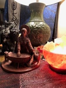 AnimistWay's tweet photo. Urban Earth Mother in an unexpected place. https://t.co/o4MFnGmoHf #pagan #druidry #heathenry https://t.co/HittBQfmyF