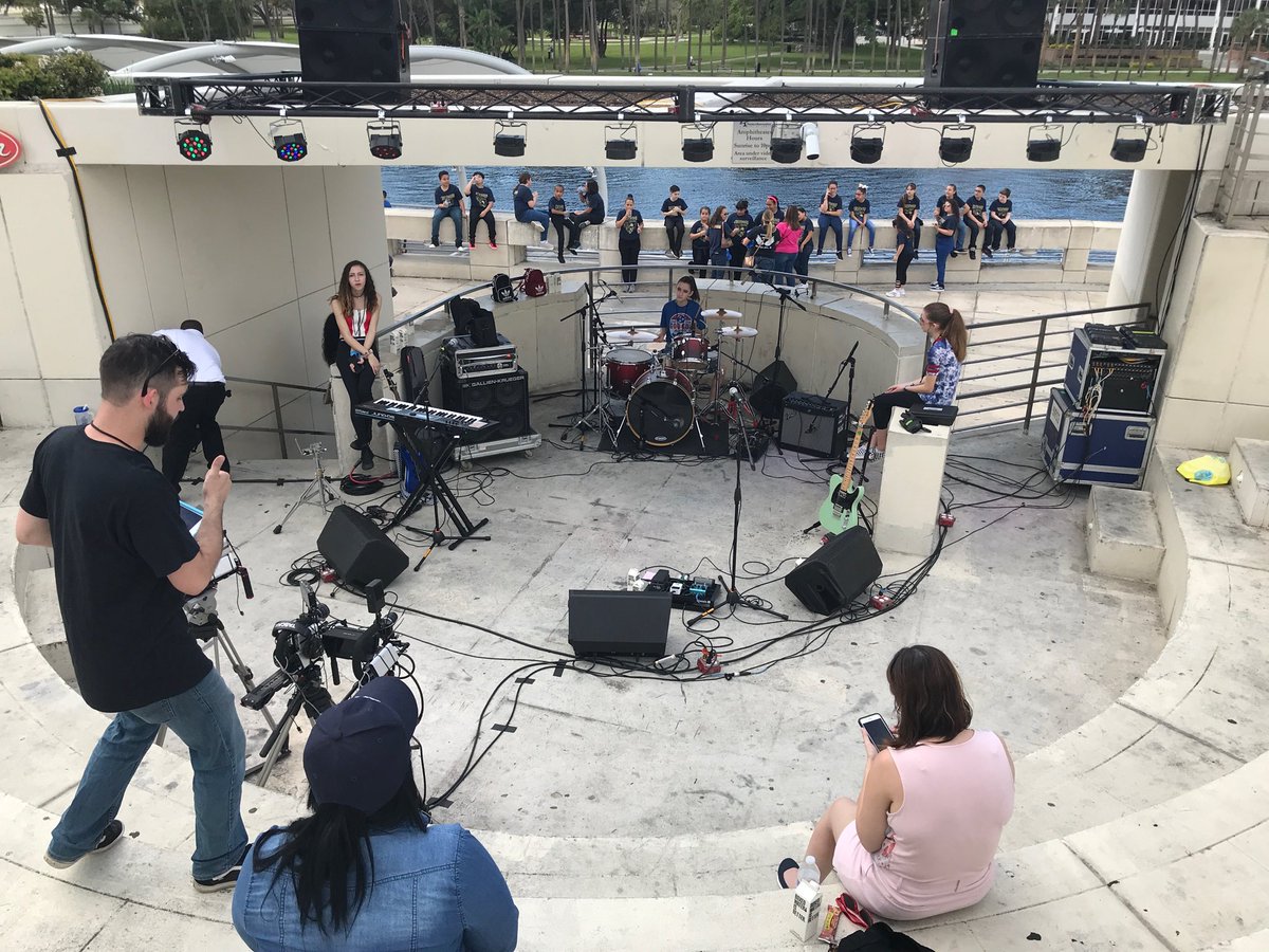 Dann Shea tweet media