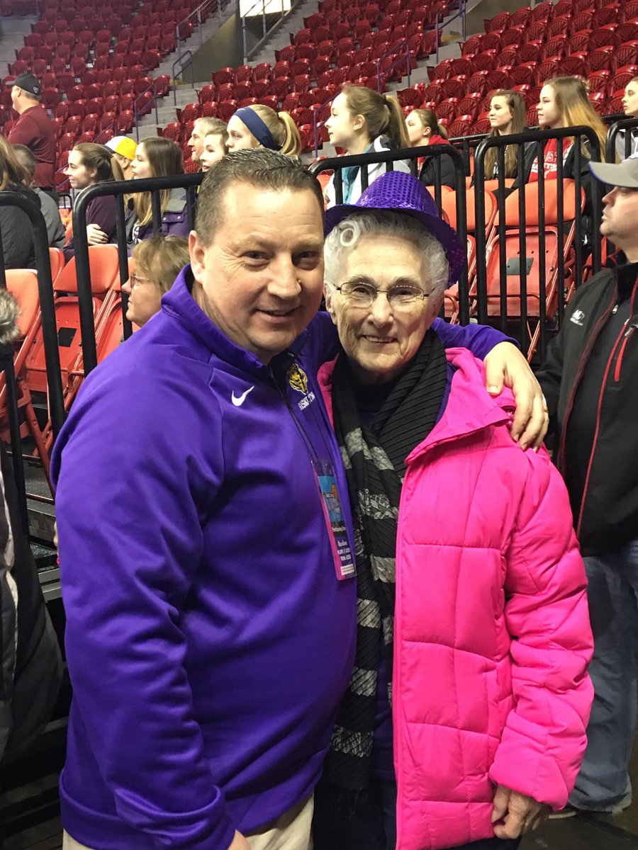 KetzCammie's tweet image. #1 Clayton Bear Fan!! 💜💛🏀 #wiaagb