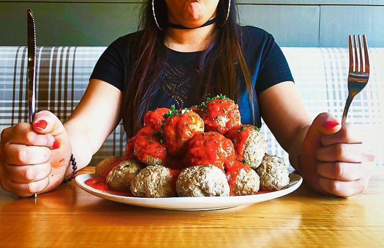 RADUNO_LR's tweet photo. #NationalMeatballDay coming at ya☄️ We have allllllll the balls you can handle! $1 off all Meatball appetizer and Meatball Sandwiches today. Come grab life by the balls☄️😎☄️ https://t.co/gI9UTYbVxw