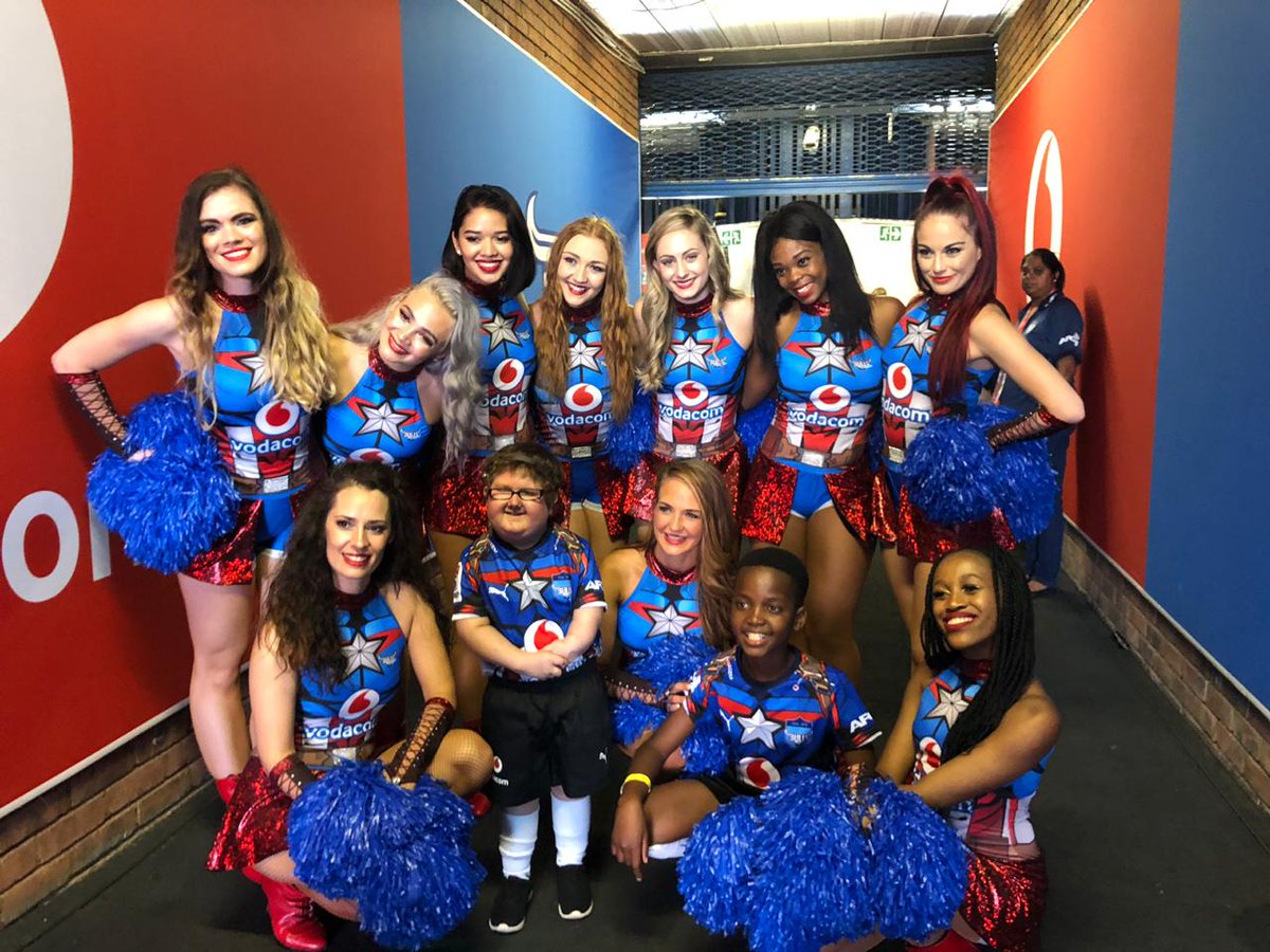 VodacomRugga's tweet photo. The little super heroes who'll be running out with the Vodacom @BlueBullsRugby is Thandolwethu Sibiya (11) &amp; Keagan Rossouw (10). Thandolwethu was diagnosed with Lymphoma and Keagan with Fanconi Anaemia and are currently receiving treatment at the UNITAS hospital. #TacklingCancer https://t.co/2EagDEhyBs