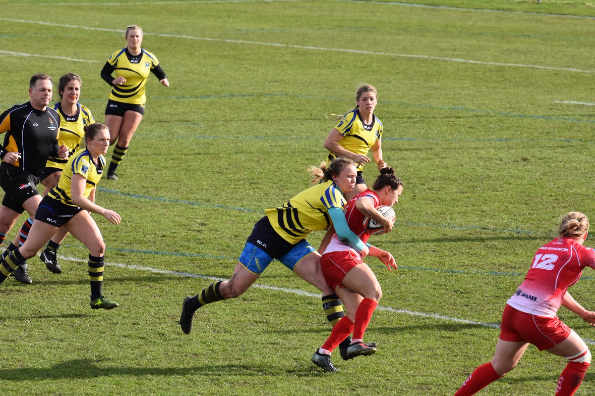 Firesnapper999's tweet photo. Touchdown in 14min ENG @armyrugbyunion Women ENG v SWE #Aldershot Military Stadium. Still plenty of time to get down to the stadium and support ENG. Free entry. https://t.co/W2RSj5RmQI