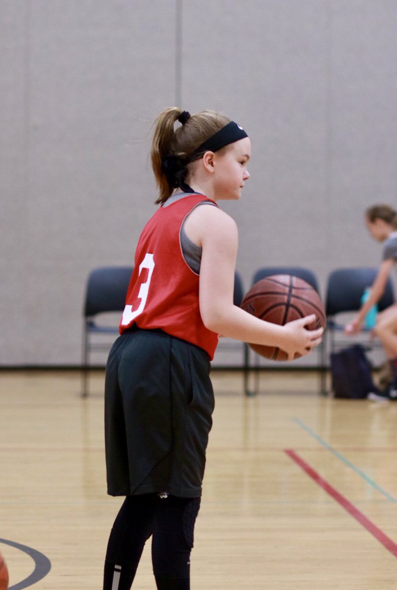 lifeofasingldad's tweet photo. This girl is ready for her #playoffs this morning. She said hopefully we can make a run like the @UMDWomensBBall did this year #dayba #girlsbball https://t.co/znFGvBsZiB