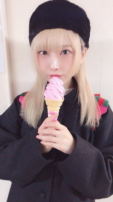 Twitterのコスプレ画像16