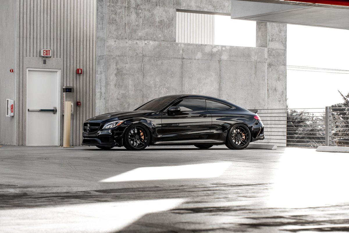 ModeCarbon's tweet photo. #C63sCoupe #modecarbon https://t.co/5llJhA7rIG