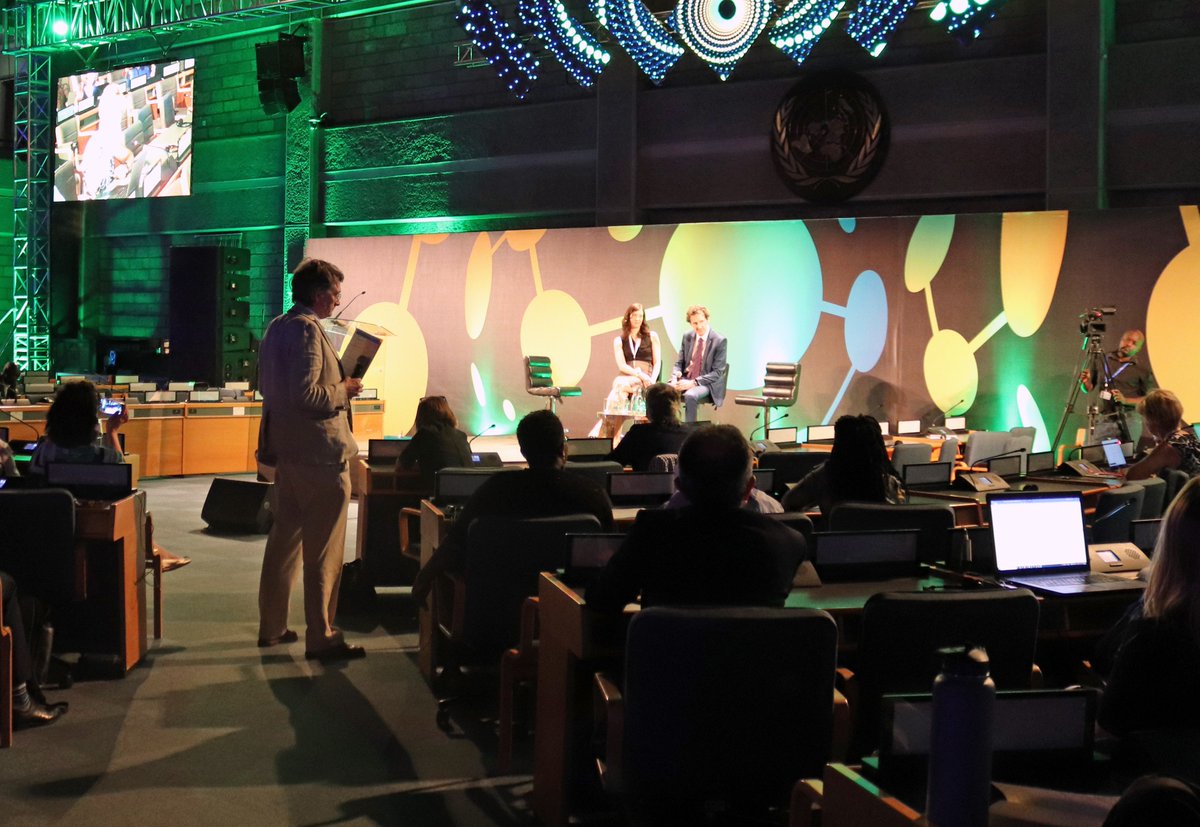 ird_fr's tweet photo. [#UNEA4] #SciencePolicyBusiness forum: « Le #SpaceClimateObservatory va aider les chercheurs mais aussi les politiques, les médias, la société civile et l'industrie à connaître les risques auxquels ils sont exposés, atténuer leur impact et s'adapter », @LoDurieux #SolveDifferent https://t.co/M3afLRe0d6