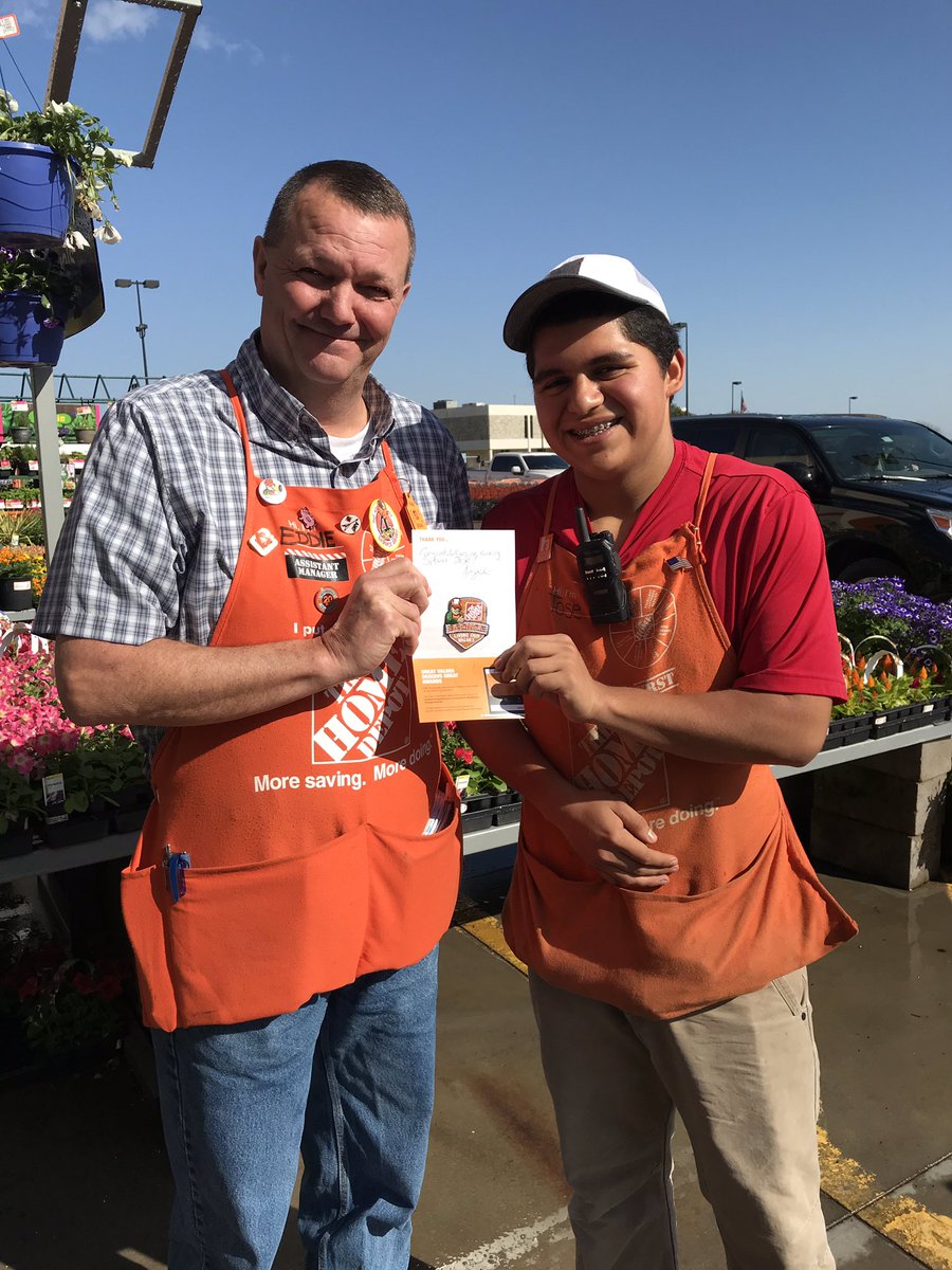 Lot loader Jose earned his first  Bronze Homer award. Congratulations Jose. <a href="/melaniepayneTHD/">Melanie Payne</a> @Cynthia07725928 <a href="/1226mlrw/">Michelle ❤ASDS#6️⃣5️⃣3️⃣2️⃣</a> <a href="/jxk867/">Jeremy Kline</a>