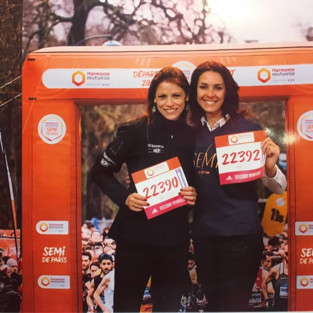 WomenSports_fr's tweet image. La team #WOMENSPORTS / Bavaria_0.0% est en place pour le @SemiParis demain ! Nos runneuses @marinecostabadie et Stéphanie Gros aussi 😉
Dossards récupérés ✅
Maintenant, il n'y a plus qu'à courir 21 km... 🏃‍♀️😅 mais avec #zeropression !
fr.bavaria.com #semimarathon