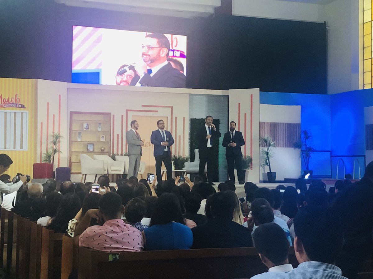 “Voy a mi eterno hogar, voy a vivir La Paz. Podré conocer a mi Señor”, en la voz del Cuarteto Asaf. #Revive2019