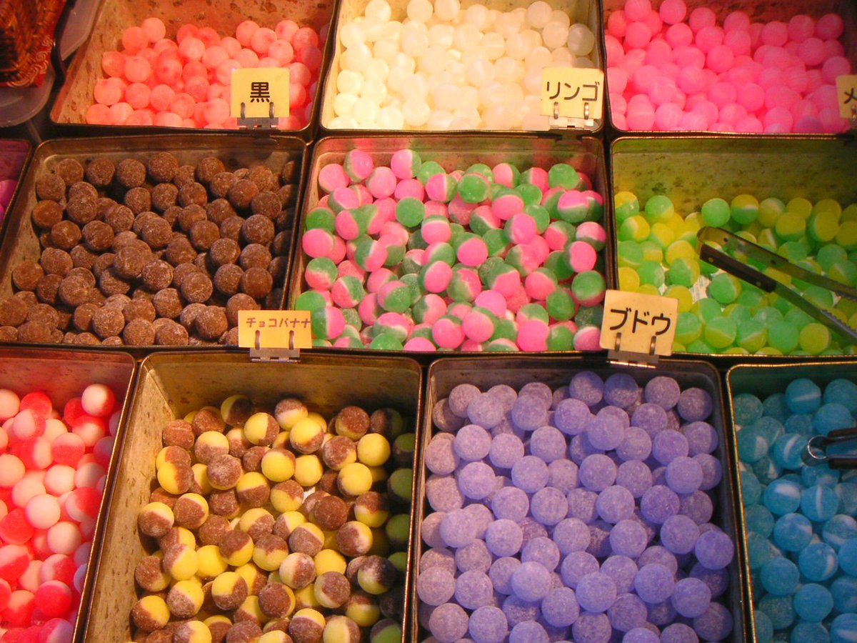 SHIKIBU_Automat's tweet photo. Japan's B-grade sweets‼️(8)
It's Japanese cheap sweets.

This time's...Ame-Dama(飴玉, candy drop)🍬‼️
It is a candy drop with a simple flavor.
#Japan #Japanese #JapaneseFoods #LocalSweets #CheapSweets #CheapFood #CheapFoods #Sweets #Candy #Drop #CandyDrop #CandyDrops https://t.co/5otQcq6SFF