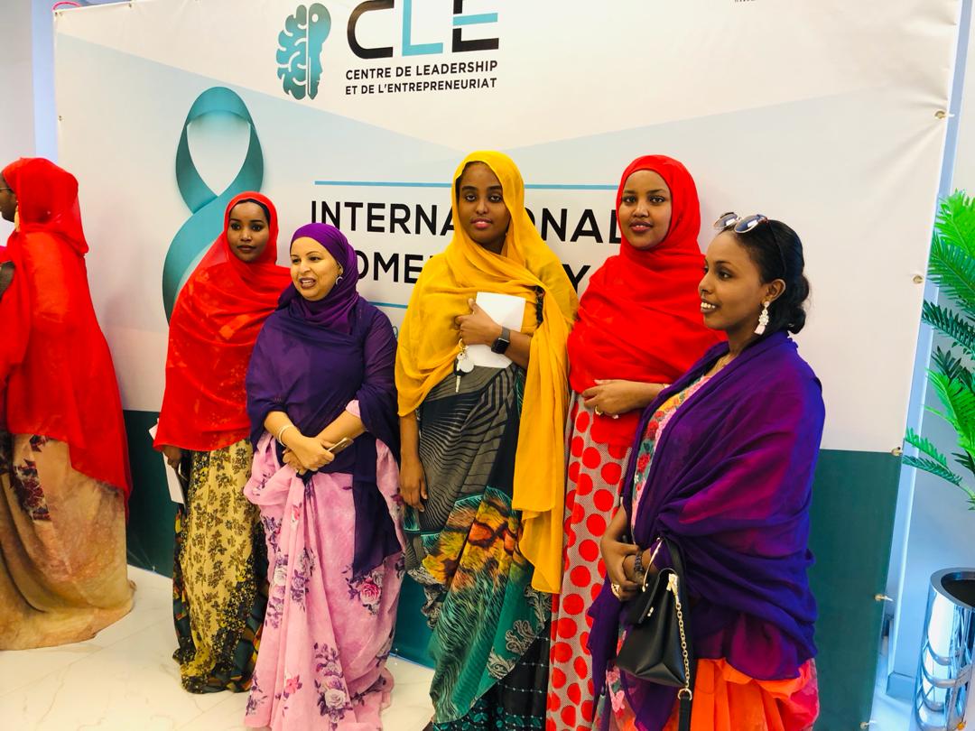 CjedWomen's tweet photo. Ce matin nous avons eu le plaisir  de participer au panel de discussion au centre de leadership et de l'entrepreneuriat @centre_cle @Mamasouki @Ilyasdawaleh https://t.co/OmQ8TdCEUH