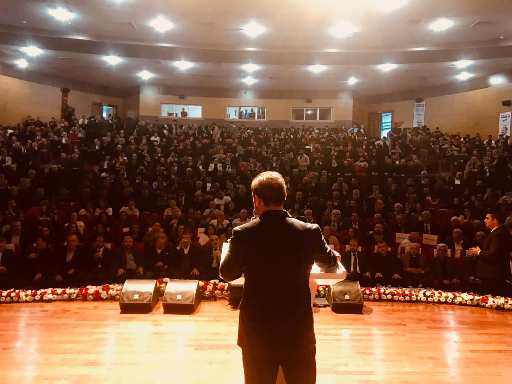 zafercoktan's tweet photo. Beld Meclis Üyesi Adyımz Emir Kuşdemir'in hemşehri buluşmasında @tcbestepe başdanışmanı sn @yalcntopcu @MHP_Bilgi Gn Bşk Yrd @yasaryldrmMHP @ailevecalisma Bak Yrd @ahmetkoca03 @ankarabbld Adymz @mehmetozhaseki Beld Başk Adymz @turgutaltinok06'la birlikteyiz
@hakanhanozcan https://t.co/686gDrEGEb