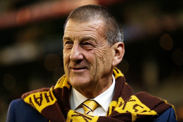 superfooty's tweet image. 'They're appalling. I'm totally disgusted'

Hawthorn president Jeff Kennett has absolutely unloaded on the AFL over the start time of the Grand Final: bit.ly/2STdQ6C