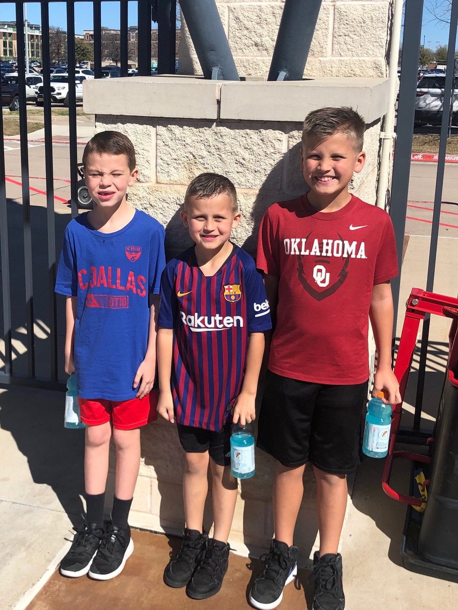 kirkbb's tweet photo. #FCDallas https://t.co/7rtvZIvhr5