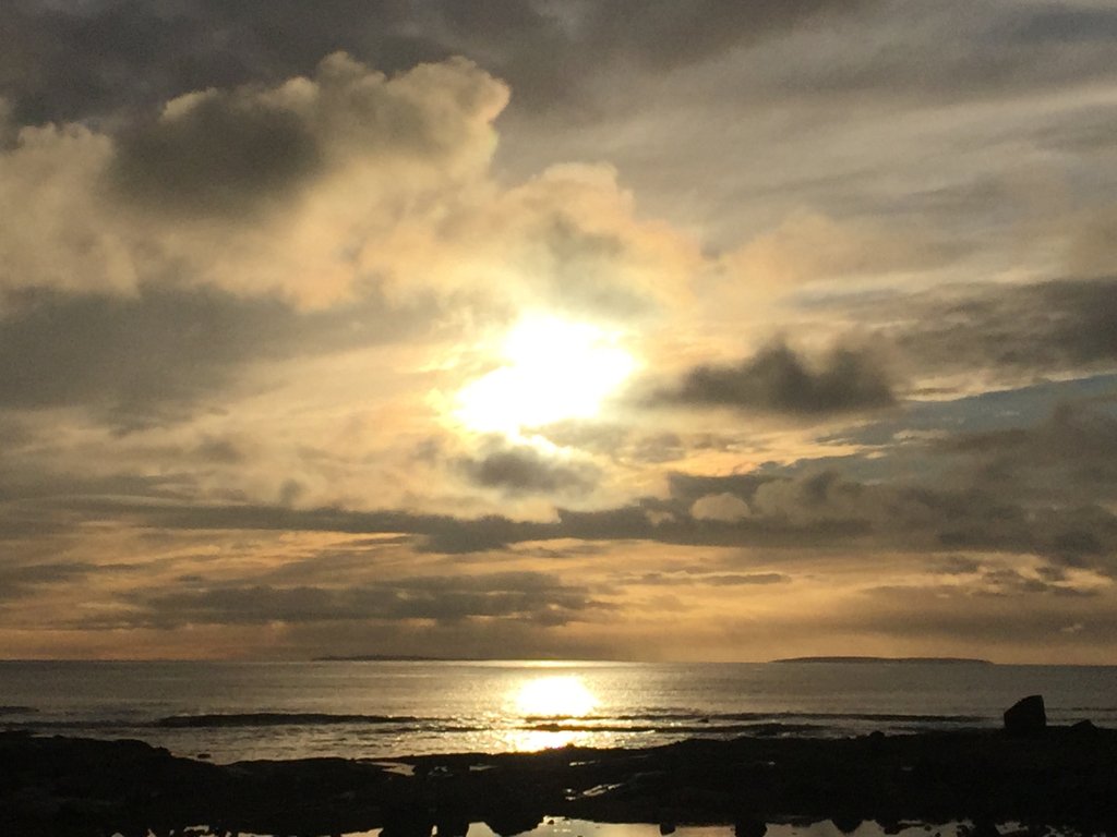 aineminogue's tweet photo. On the way to @Wellfleet on lovely @Cape Cod for a show at the beautifully restored @preservationhallwellfleet 

https://t.co/sCnI1is9DN

#wellfleet #preservationhallwellfleet #irishmusic #stpatricksday #irishmusic #livemusic #capecod #capecodlivemusic https://t.co/jJdVMo35yb