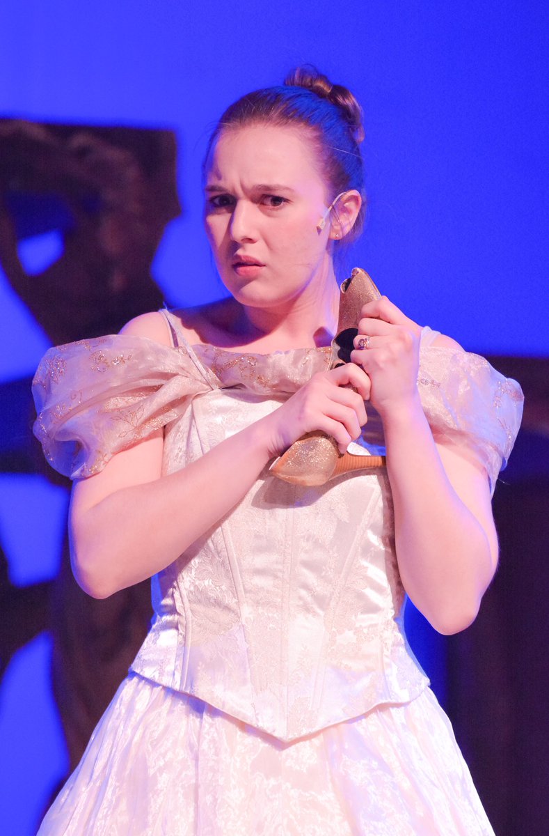 56thStPlayers's tweet photo. You haven’t seen Into the Woods yet?! Last chance to come see the show TONIGHT at 7:00pm!!💚💫 https://t.co/JqtXKlXyZI