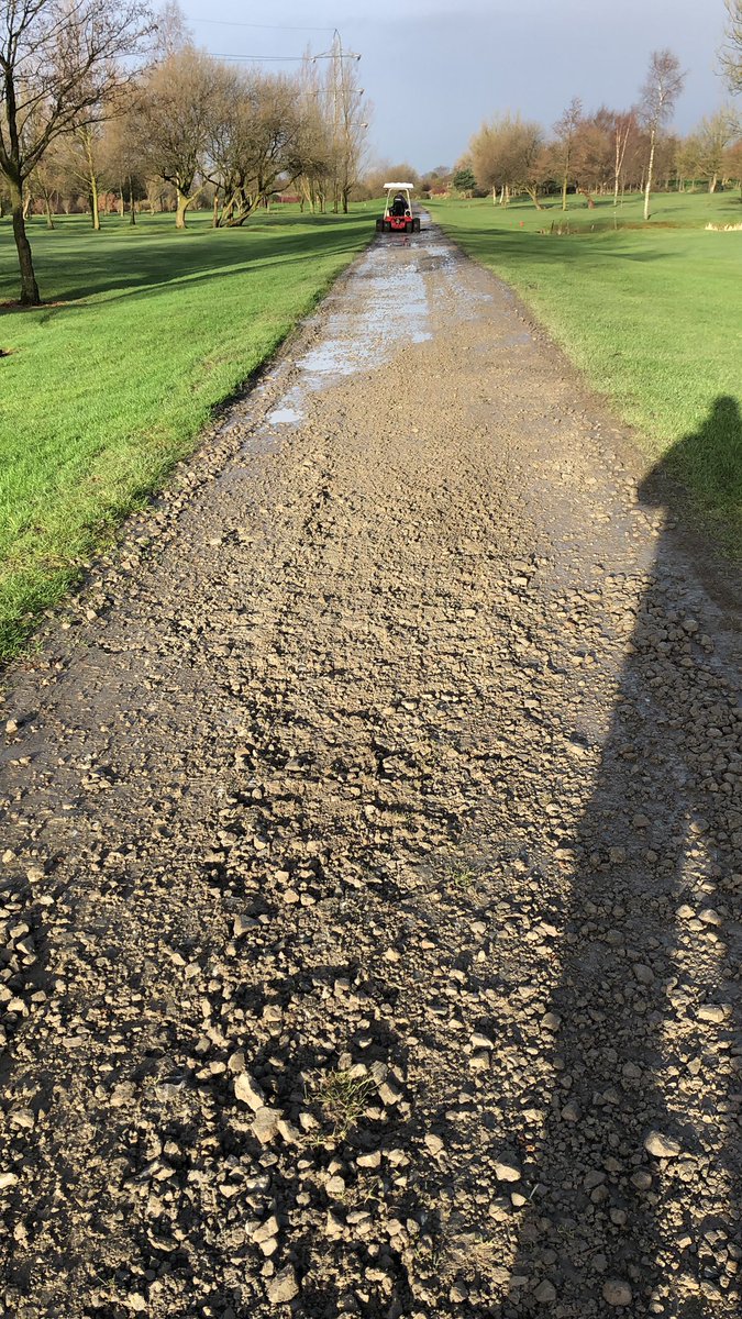 BunkerMat_com's tweet photo. #Ventrac #PowerRake before and after pictures.
#recycle #potholes #decompact https://t.co/AzxbAI8U5p