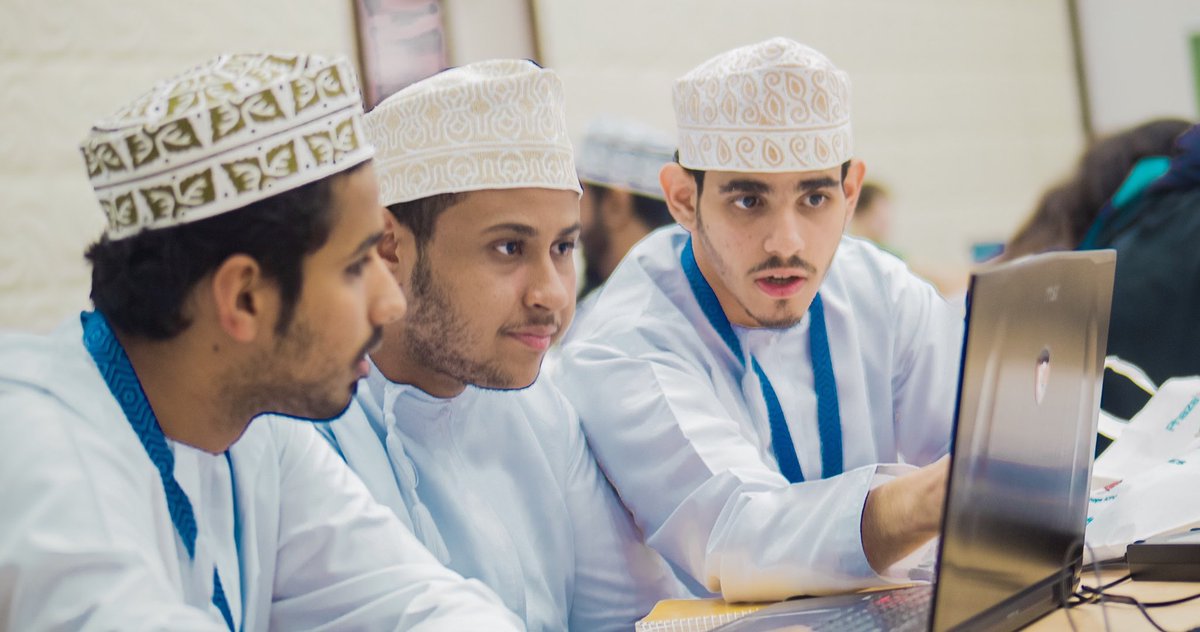 GUtech_CSC's tweet photo. يشارك في معسكر #HelloMuscat للبرمجة أكثر من ١٠٠ مبرمج من ١٣ دولة و ٢٥ جامعة متواجدين في الجامعة الألمانية وبالتزامن مع أكثر من ٢٠٠ مشارك في روسيا. يشارك المبرمجين في المسار المحترف للإستعداد للنهائيات في البرتغال بالشهر القادم والمسار التدريبي لتأهيلهم للمراحل القادمة. https://t.co/5kJdFWlZaE