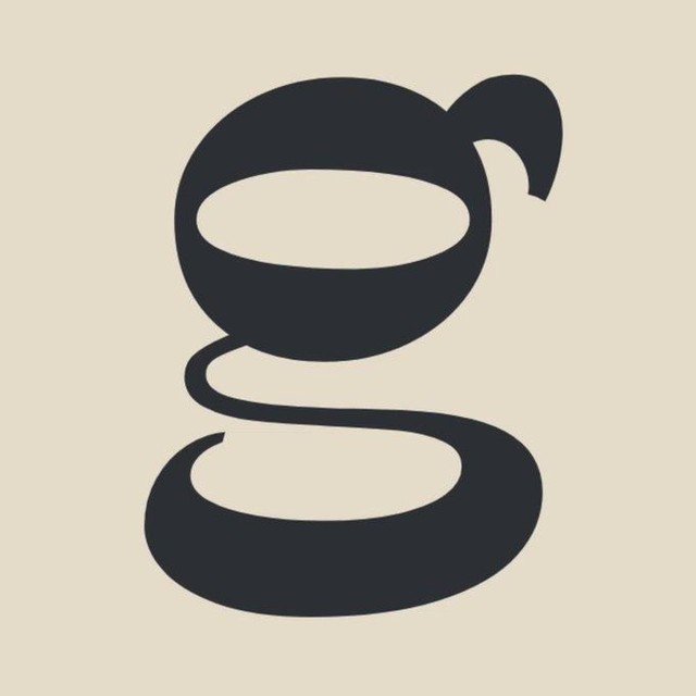 TypostrateB's tweet photo. Girouette is alive! ➰ Note how curiously interpolating #Girouette’s 2 master fonts, both characteristic high contrast almost disappears just in the middle of the transition 🎩 @typeparis #typedesign #typography #type #tipografia #typefacedesign #varia… https://t.co/QPkGPPd79d https://t.co/7XlZj7EC77