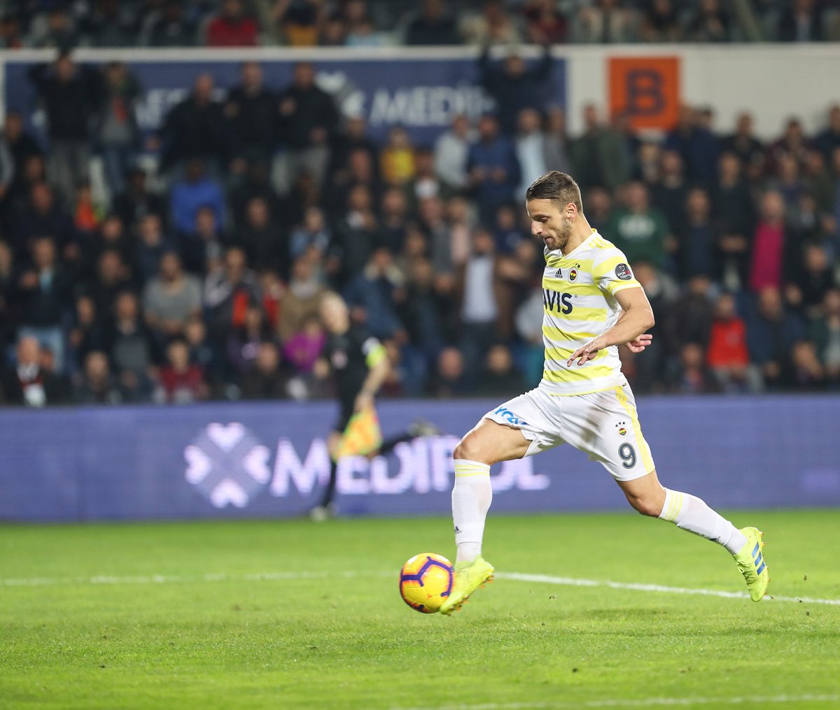 Fenerbahçe SK tweet media