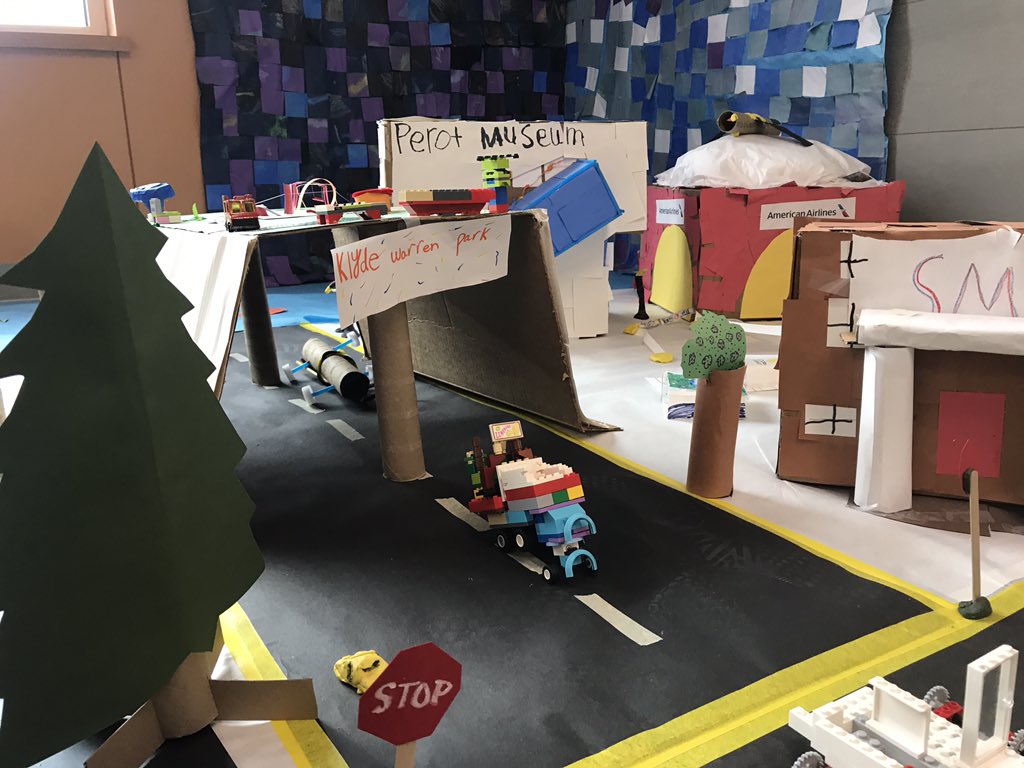 HyerHuskies's tweet image. K-2 graders have been working on the student design process by creating a city. Connect, Focus, Ideate, Prototype. Now for the prototype city, Dallas!  Amazing Huskies! #futurereadylibrary #designthinking