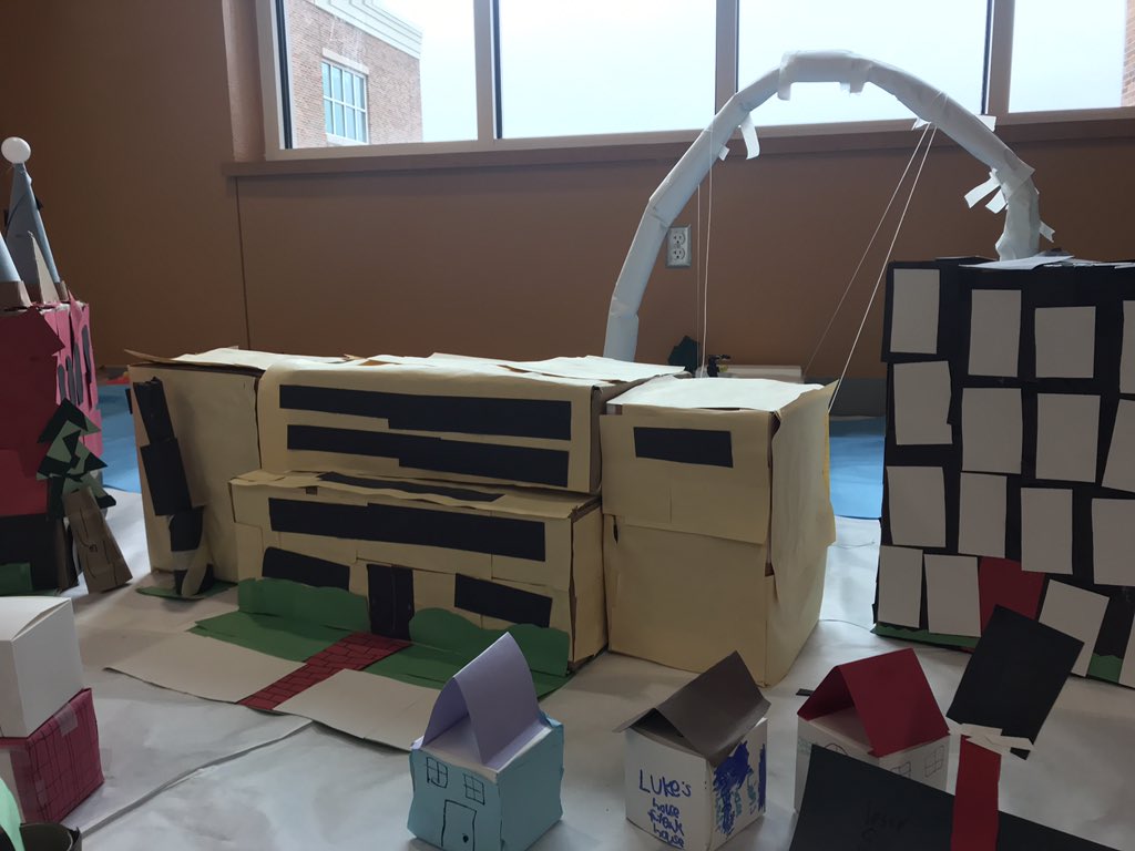 HyerHuskies's tweet image. K-2 graders have been working on the student design process by creating a city. Connect, Focus, Ideate, Prototype. Now for the prototype city, Dallas!  Amazing Huskies! #futurereadylibrary #designthinking